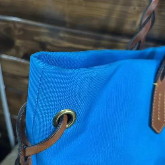 Dooney & Bourke Tote Bag - Picture 13 of 16
